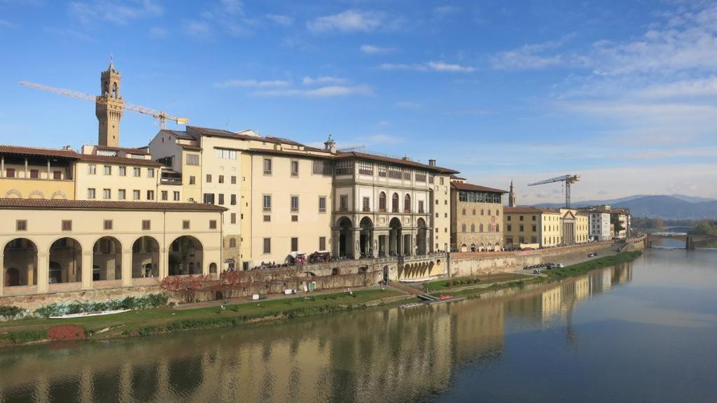 Ponte Vecchio View Open Space Apartamento *