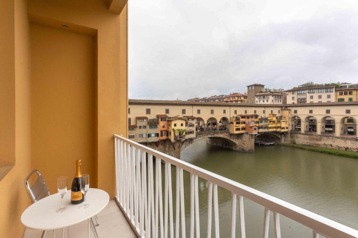 Apartment Ponte Vecchio View Open Space Florence