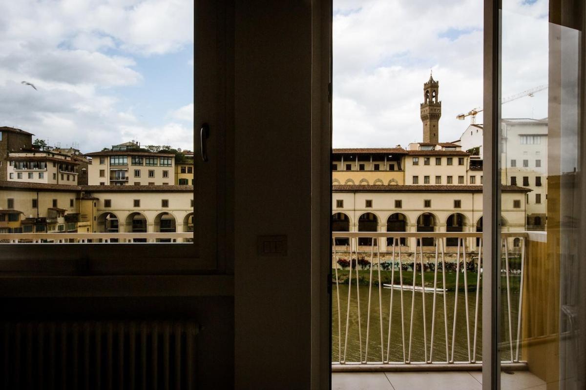 Ponte Vecchio View Open Space Apartment