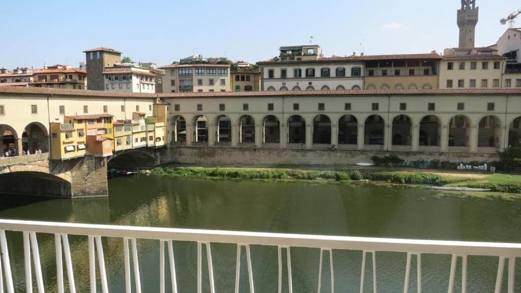 Ponte Vecchio View Open Space
